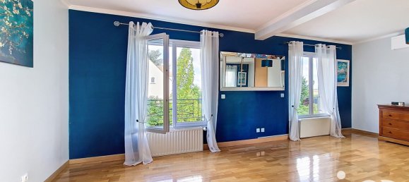 5 bedrooms House in Limours, France No. 344769 10