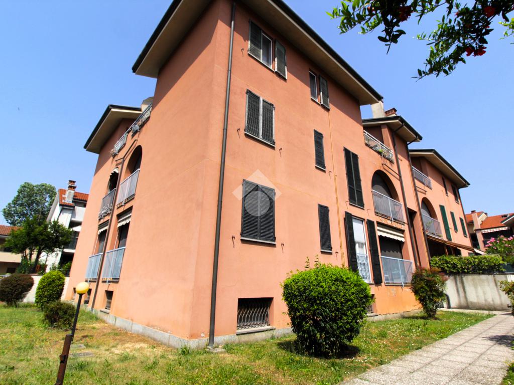 2 bedrooms Apartment in Sedriano, Italy No. 117939