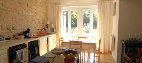 4 bedrooms Castles in Charente, France No. 290437 5