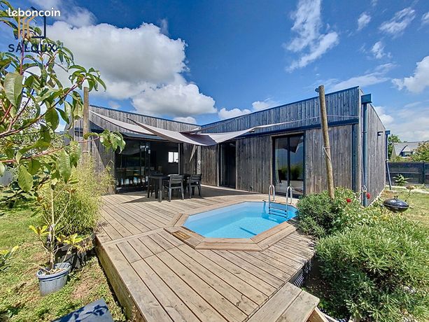 Casa de 3 dormitorios en Peaule, France No. 311658