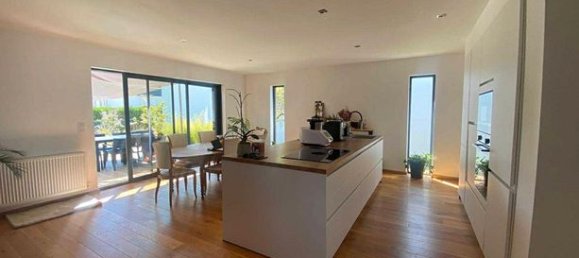 Casa de 3 dormitorios en Peaule, France No. 311658 8