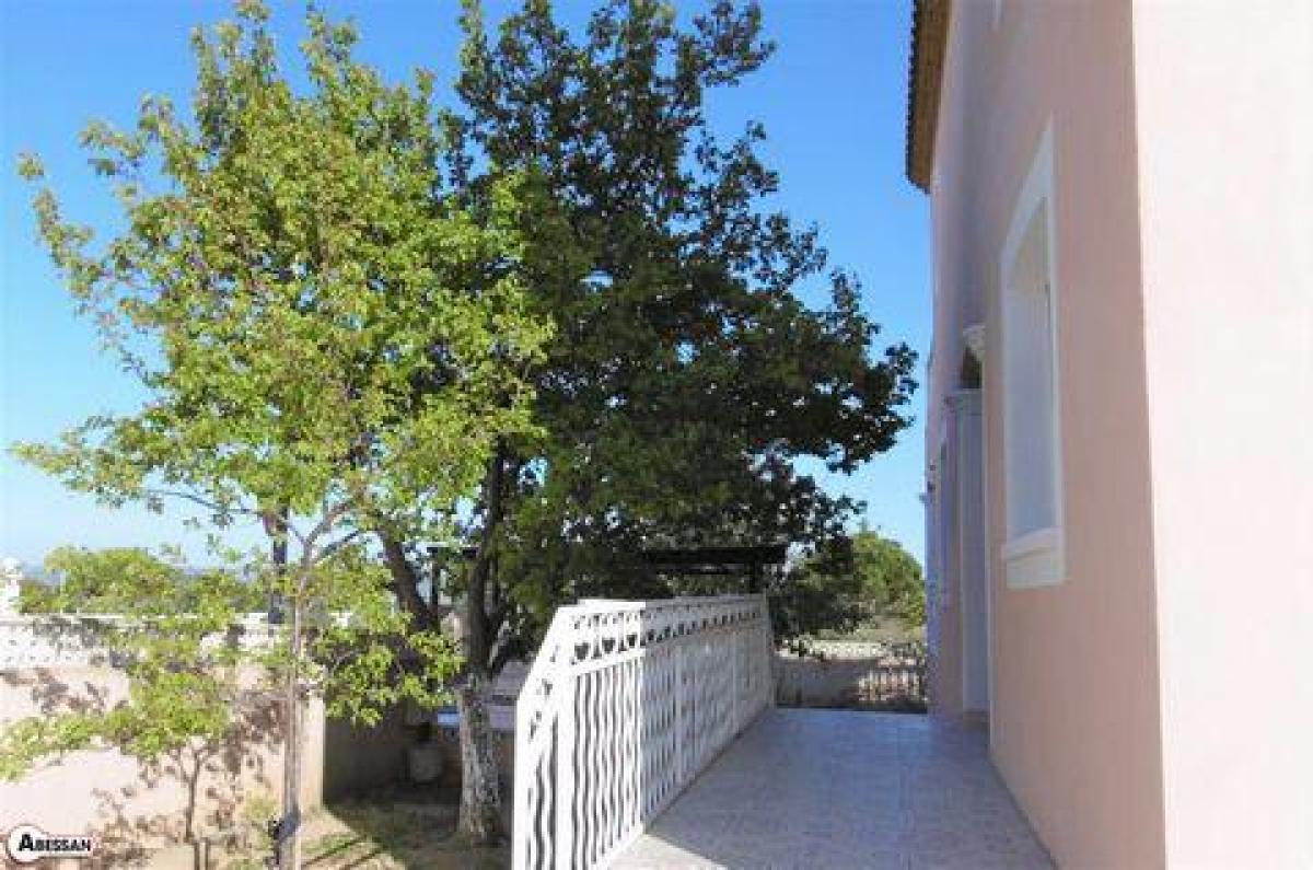 5 bedrooms House in Narbonne, France No. 27115