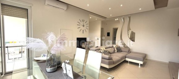 Apartamento T3 em Fondi, Italy N.º 336125 2