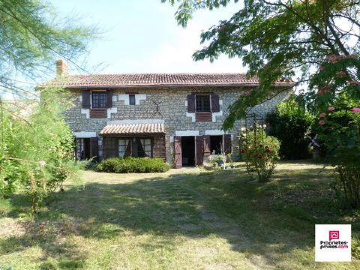 3 Schlafzimmer Haus in Chinon, France, Nr. 7069