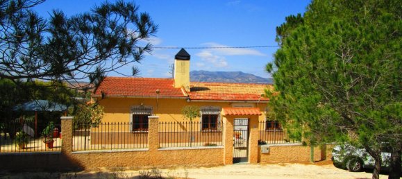 Casa de 4 dormitorios en Pinoso, Spain No. 164837 2
