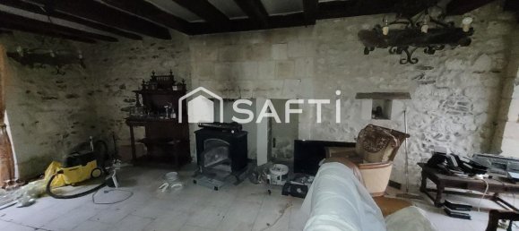 2 chambres Maison à Abilly, France No. 42348 2