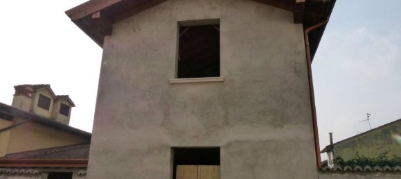 3 rooms Villa in Cigole, Italy No. 71578 9