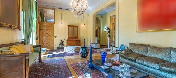 4 bedrooms Apartment in Turin, Italy No. 87500 9