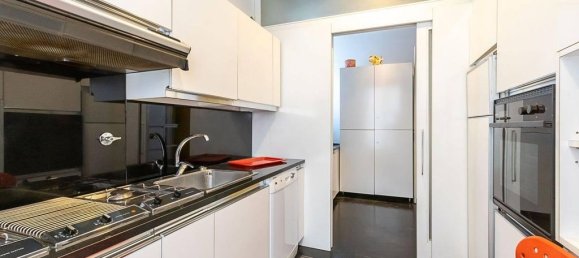 4 bedrooms Apartment in Turin, Italy No. 87500 15