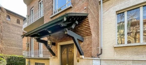 4 bedrooms Apartment in Turin, Italy No. 87500 2