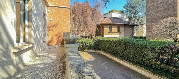 4 bedrooms Apartment in Turin, Italy No. 87500 30