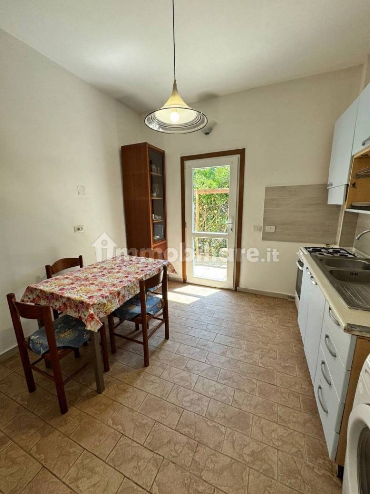 Apartamento T2 em San Felice Circeo, Italy N.º 277617