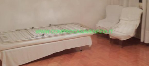 5-Zimmer Haus in Casier, Italy, Nr. 232817 6