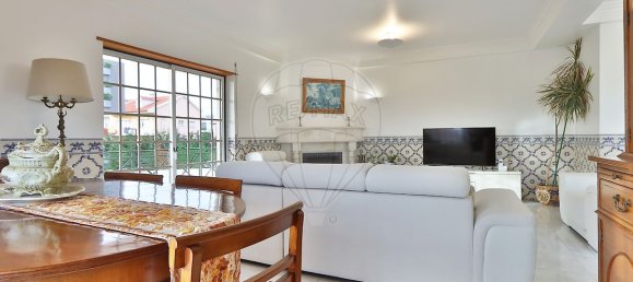 4 bedrooms House in Cascais, Portugal No. 51567 3