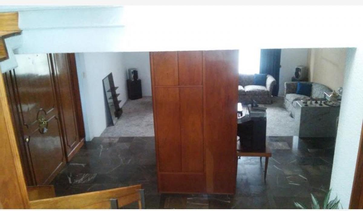 Casa T4 em Naucalpan de Juarez, Mexico N.º 211401