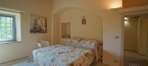 6 Schlafzimmer Haus in Umbertide, Italy, Nr. 337284 38