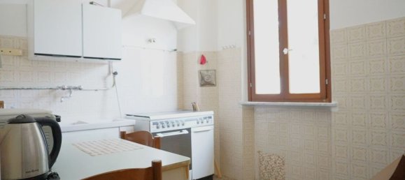 Apartamento de 4 habitaciónes en Pontedera, Italy No. 293023 6