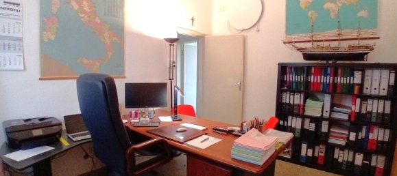 Apartamento de 4 habitaciónes en Pontedera, Italy No. 293023 4