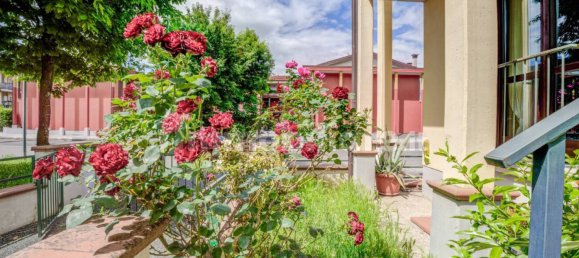 Villa de 3 dormitorios en Pietrasanta, Italy No. 278258 5