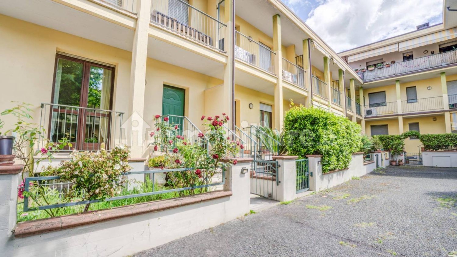 Villa de 3 dormitorios en Pietrasanta, Italy No. 278258