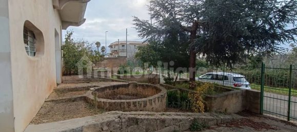 3 Schlafzimmer Haus in Salve, Italy, Nr. 220362 5