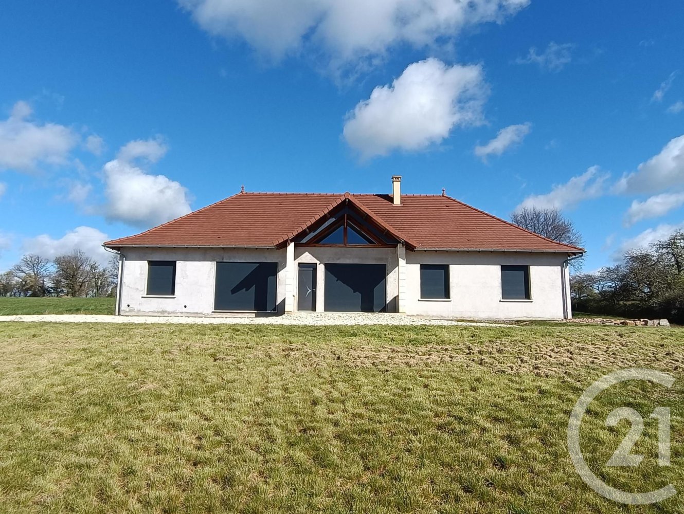 Casa T4 em Verneuil-sur-Igneraie, France N.º 75146
