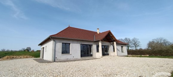 Casa T4 em Verneuil-sur-Igneraie, France N.º 75146 17