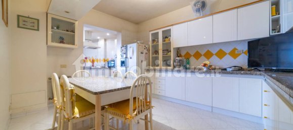 3 Schlafzimmer Villa in Rome, Italy, Nr. 16279 12