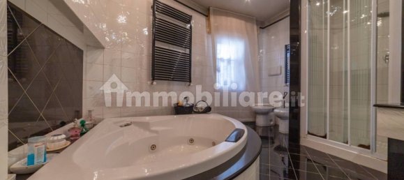 3 Schlafzimmer Villa in Rome, Italy, Nr. 16279 23