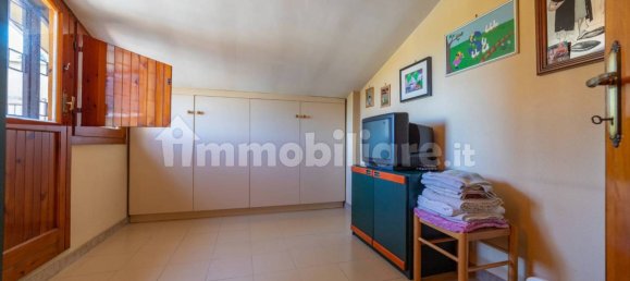 3 Schlafzimmer Villa in Rome, Italy, Nr. 16279 33