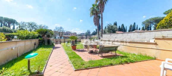 3 Schlafzimmer Villa in Rome, Italy, Nr. 16279 42