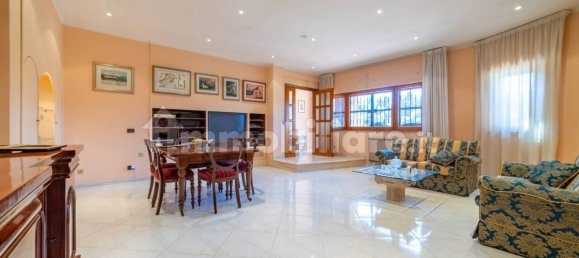 3 Schlafzimmer Villa in Rome, Italy, Nr. 16279 9