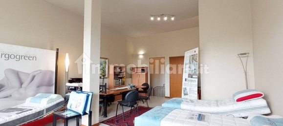 1-salle Propriété commerciale à Cerro Maggiore, Italy No. 323504 5