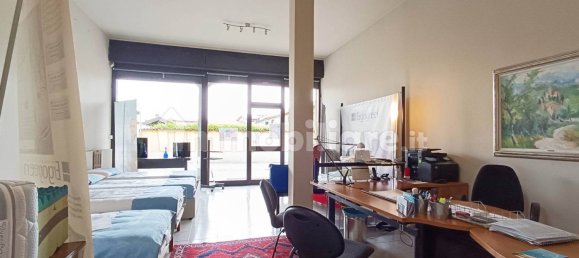 1-salle Propriété commerciale à Cerro Maggiore, Italy No. 323504 8