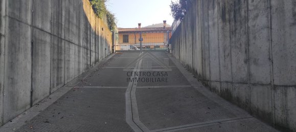 3-salle Appartement à Zandobbio, Italy No. 220030 25