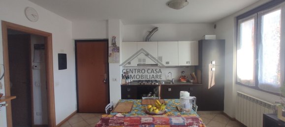 3-salle Appartement à Zandobbio, Italy No. 220030 14