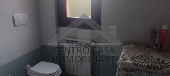 3-salle Appartement à Zandobbio, Italy No. 220030 19