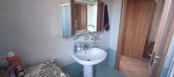 3-salle Appartement à Zandobbio, Italy No. 220030 28