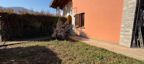 3-salle Appartement à Zandobbio, Italy No. 220030 32