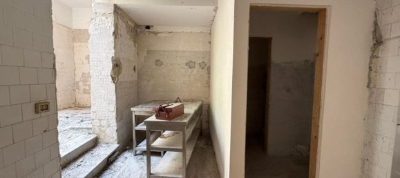 Propiedad comercial en Palermo, Italy 160 m² No. 376679 4