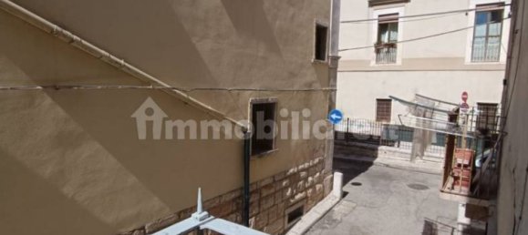 3 bedrooms House in Andria, Italy No. 291237 9