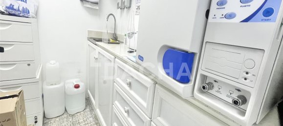 1 room Office in Business Bay, UAE No. 27607 6