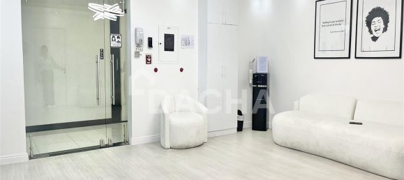 1 room Office in Business Bay, UAE No. 27607 9