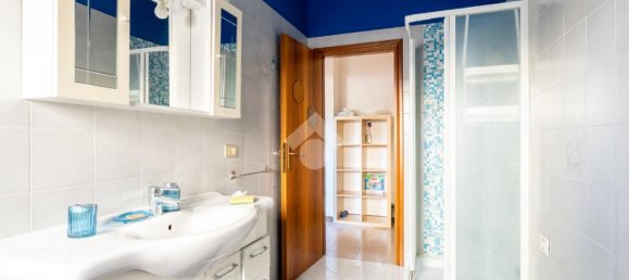 2 Schlafzimmer Wohnung in Vignola, Italy, Nr. 329384 13