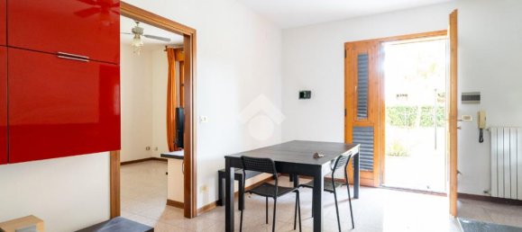 2 Schlafzimmer Wohnung in Vignola, Italy, Nr. 329384 4