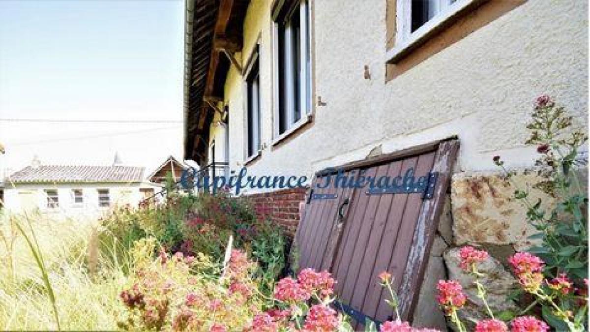 2 bedrooms House in Rocquigny, France No. 31258