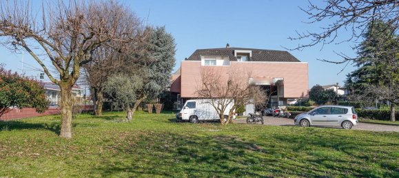 10-Zimmer Haus in Azzano San Paolo, Italy, Nr. 214422 3