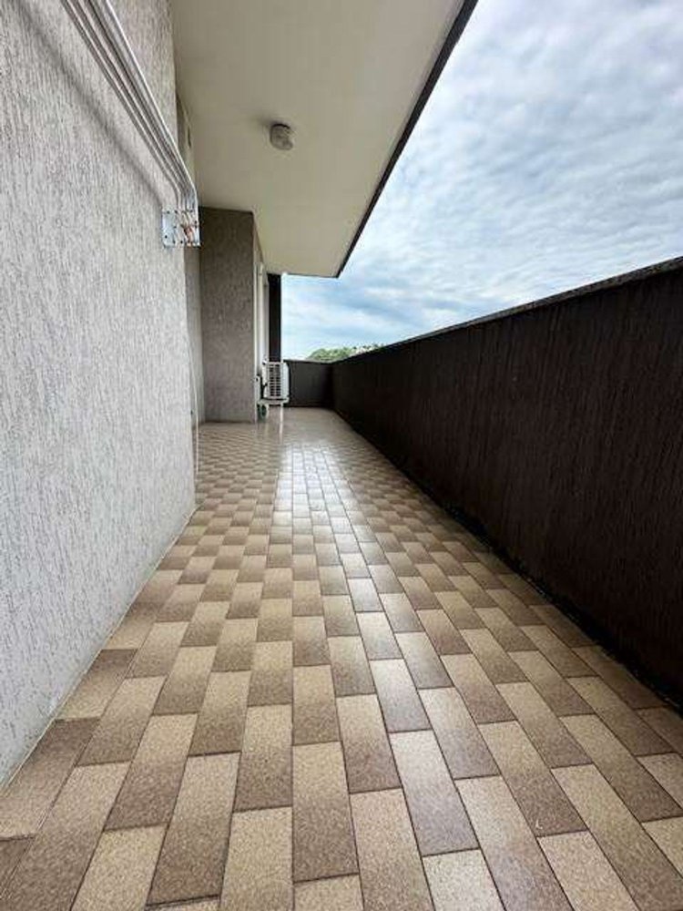 6-salle Penthouse à Conegliano, Italy No. 277938