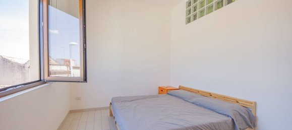 3-salle Appartement à Cagliari, Italy No. 285138 4