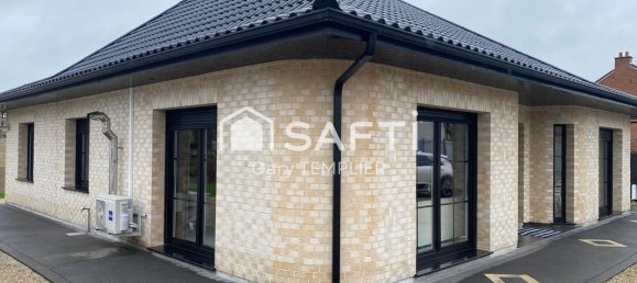 3 bedrooms House in Denain, France No. 66888 2